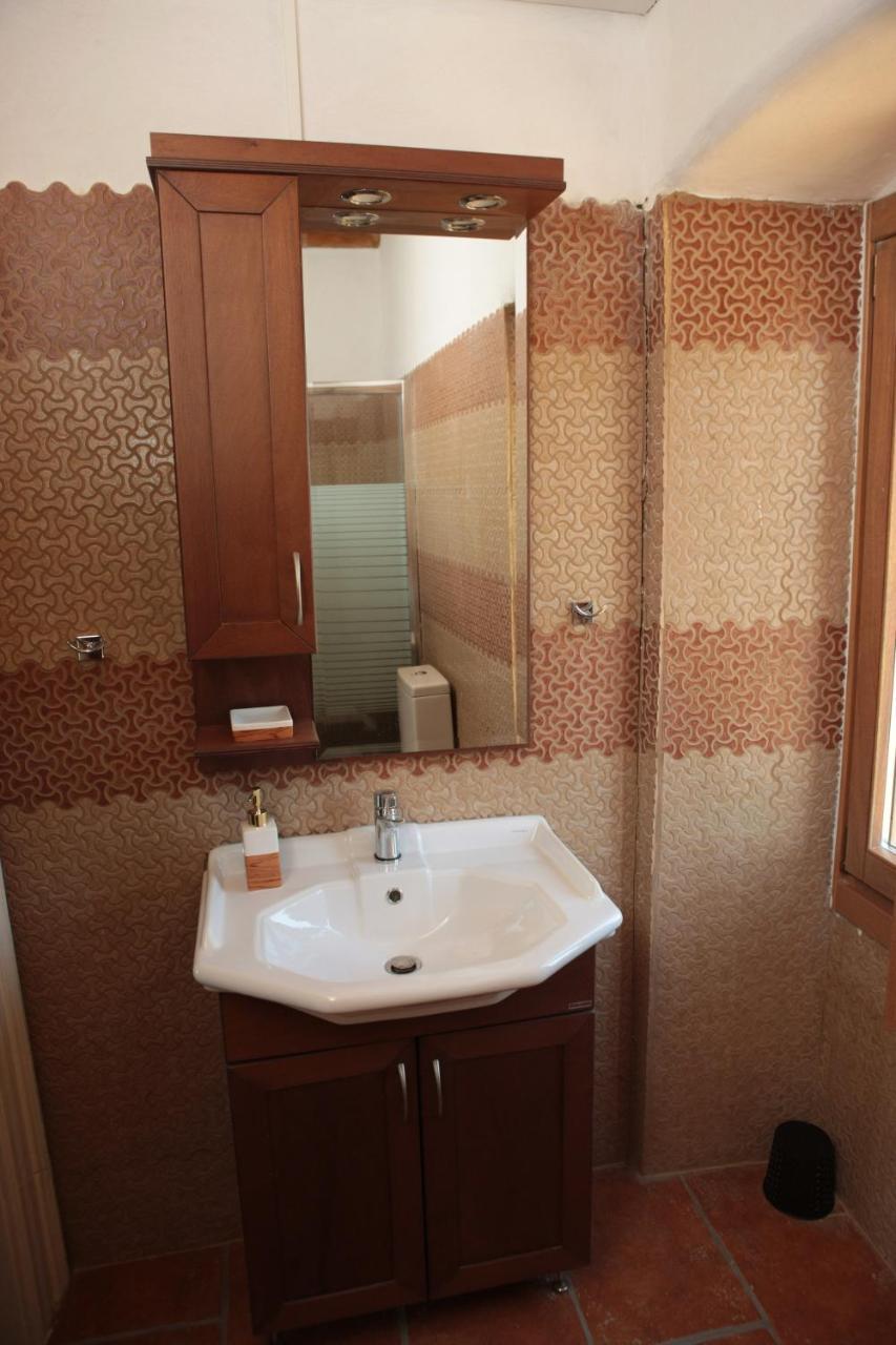 Luxury Stone Villa Fiskardo Exterior photo